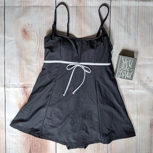 💜NWT Concepts Sirena Vintage Inspired Swimsuit 10